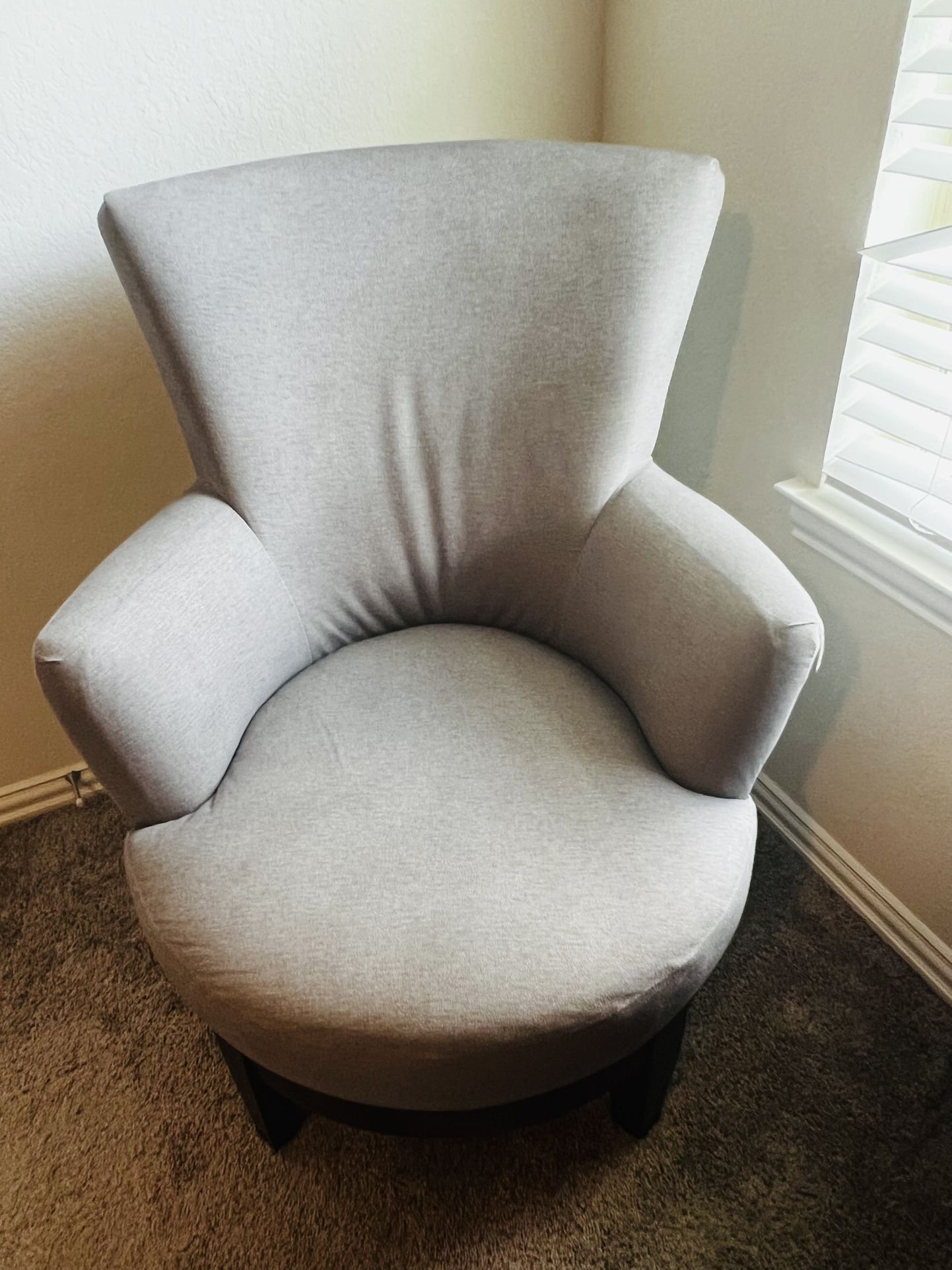 Swivel chair