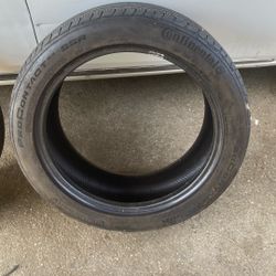 245/45/19 Tire 