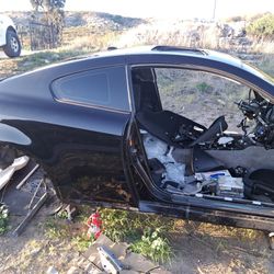 Infiniti G37 coupe Passenger Side Quarter Panel