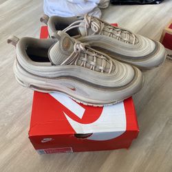 $180 Ft NIKE AIR MAX 97 Size 11.5