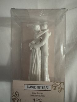 Beautiful Cake Topper and Mr. And Mrs. Banner