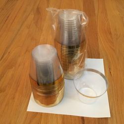 50 clear 9-oz cups with gold rim