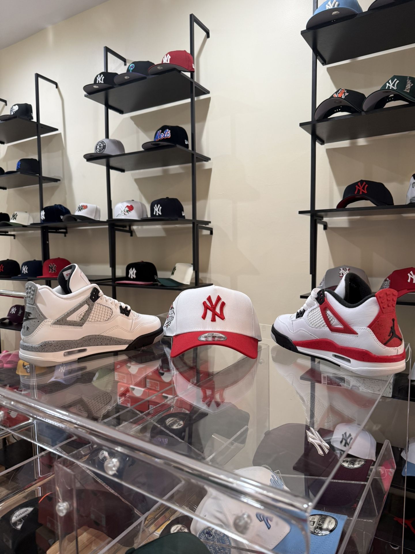 Cloths And Shoes Caos