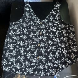 Women’s Clothing 