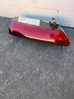 2020-22 Audi R8 Left Tail Light