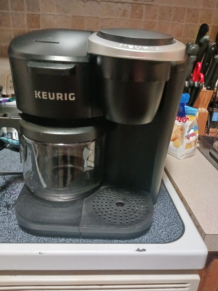 2in 1 Keurig Use Pods Or Brew Own Coffee Used 2 Times 35 Firm