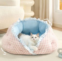 Dog or cat bed