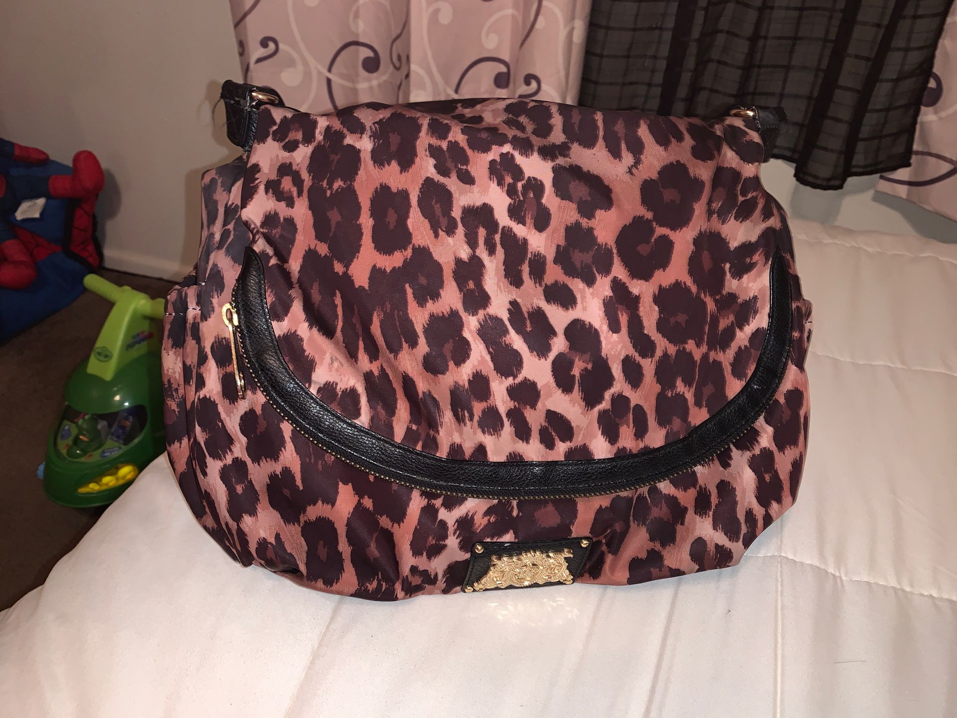 Juicy Couture diaper bag w changing pad lk new $65