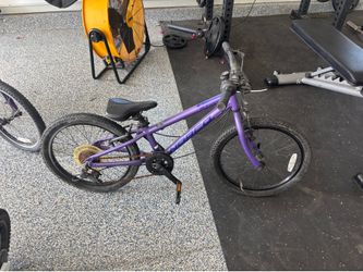 Kid mountain bike