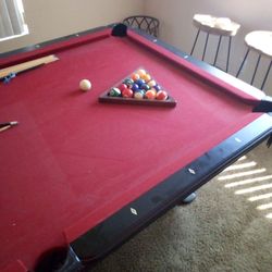 8 ft pool table
