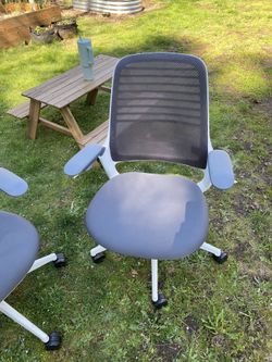 Adjusting Computer Chair