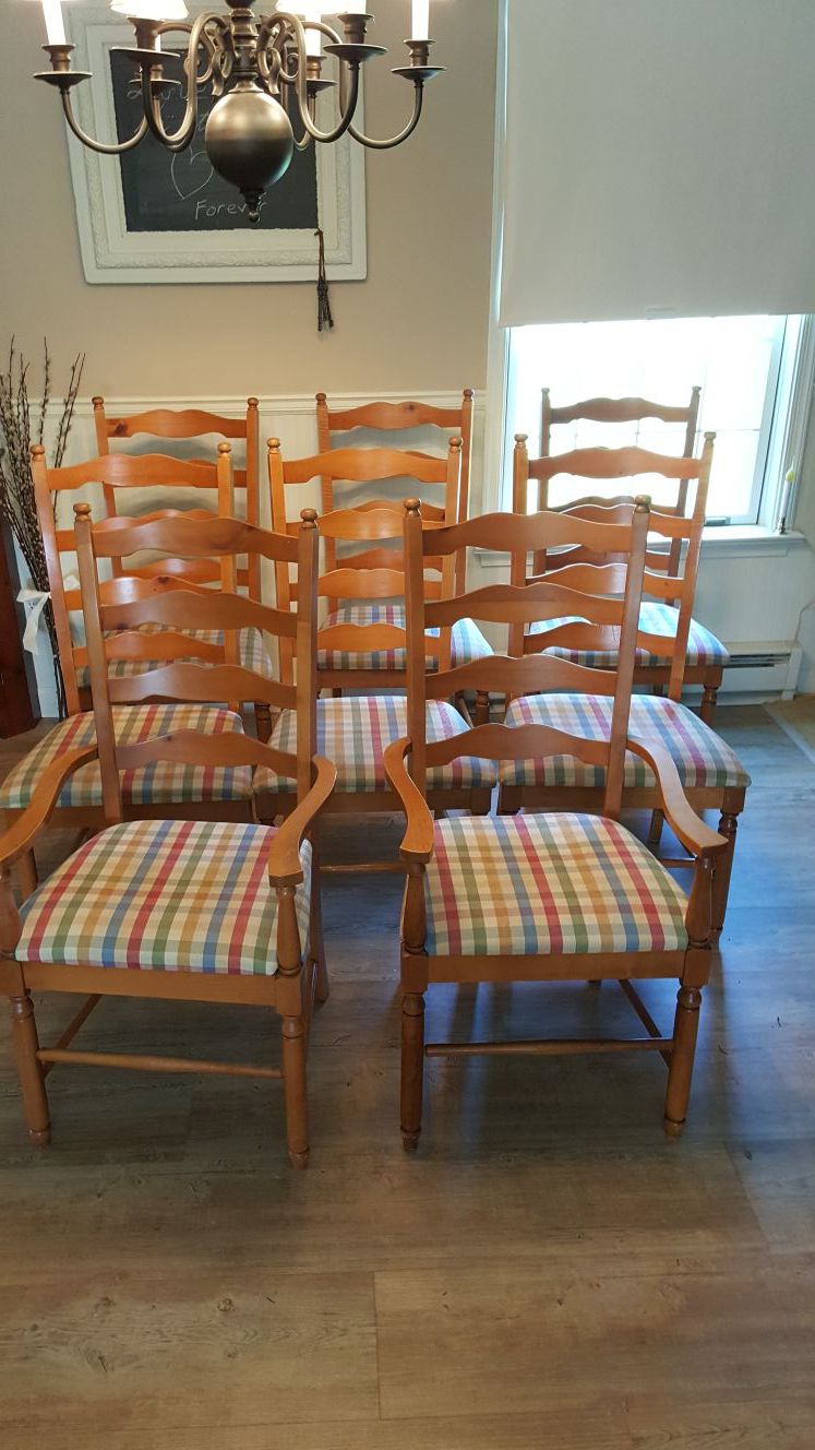8 solid wood Broyhill ladderback chairs