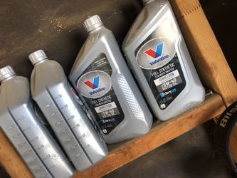 4 quarts full synthetic valvoline