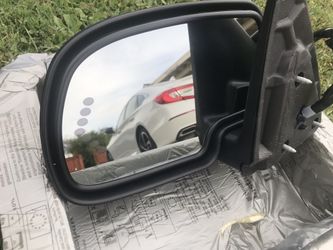 2003/2006 CHEVY TAHOE DRIVER SIDE MIRROR