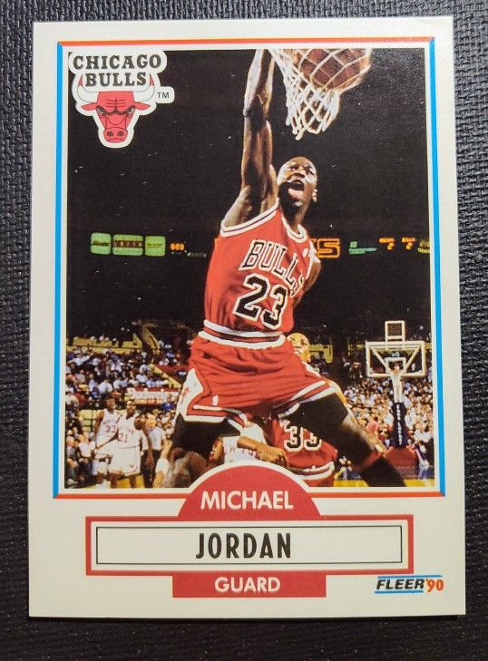 1990 Fleer 2 Error Card #26 Michael Jordan See Description Below. Black border Lines. Card Is In Excellent Condition.
