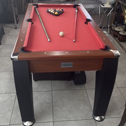Pool table 66x36