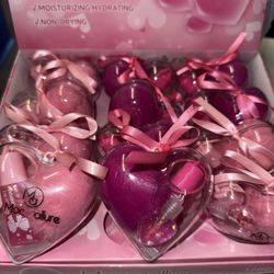Heart Shaped Container With Lip Gloss Sets