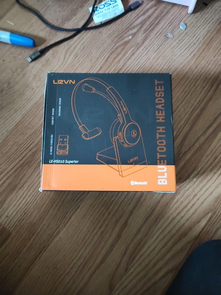LEVN Bluetooth Headset