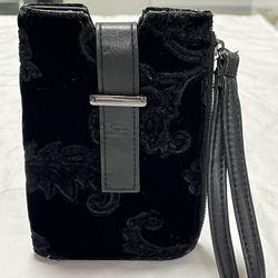 Maxstudio Velvet Wristlet Black Zipper All Over Non Leather 6 1/8inX 4 1/4in
