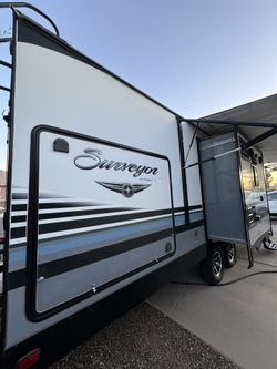 Surveyor by Forrest river 32 fl