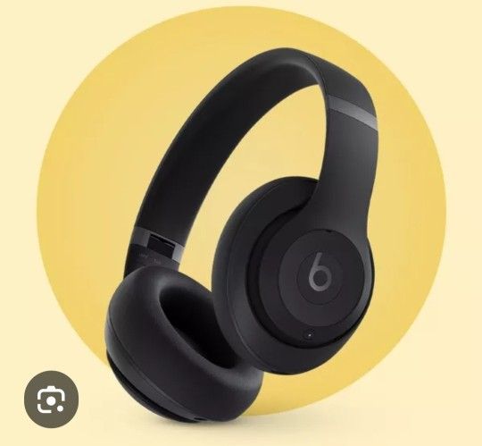 Beats Solo3 Wireless On-Ear Headphones.