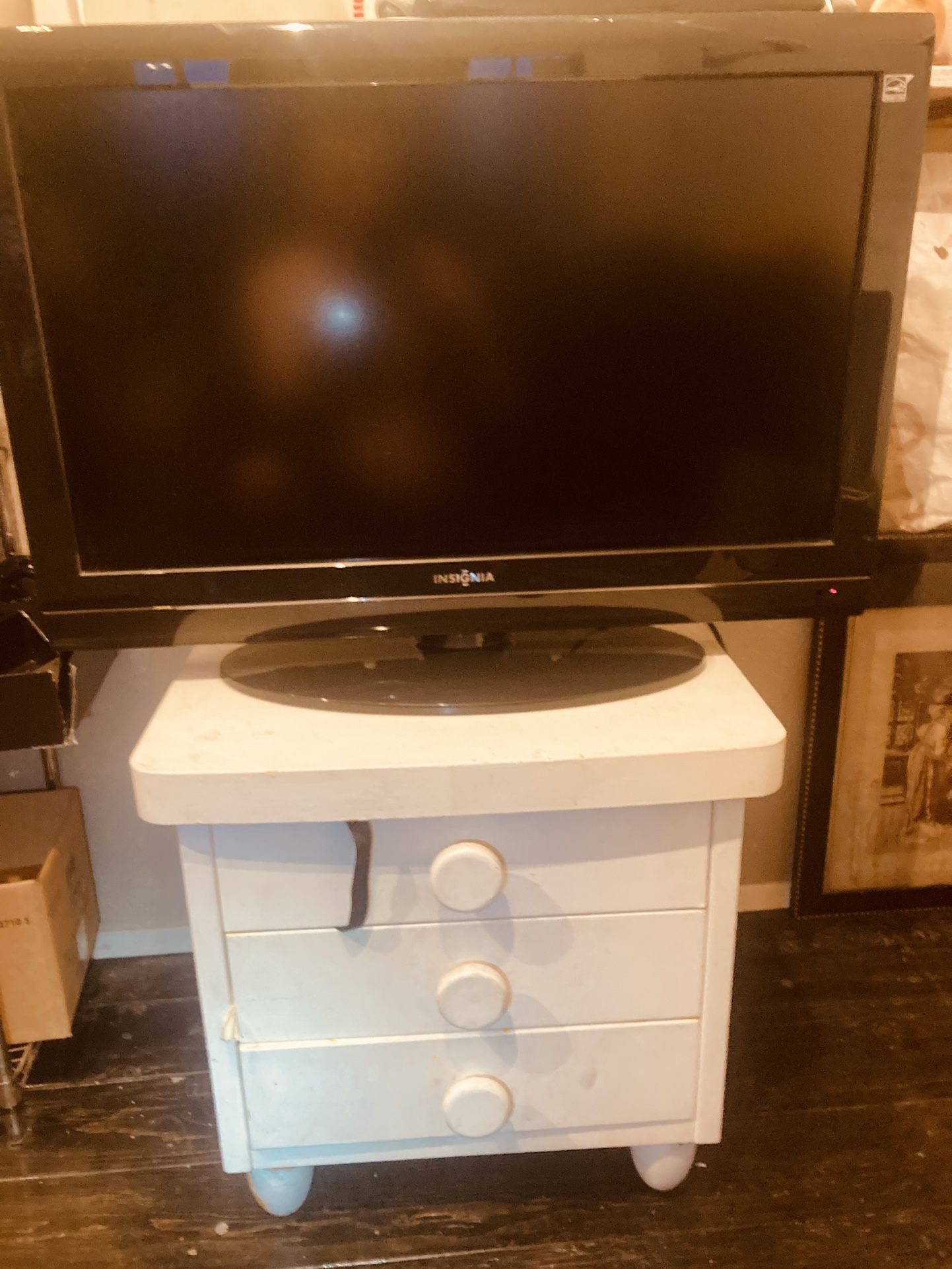 Tv Monitor Screen 31”