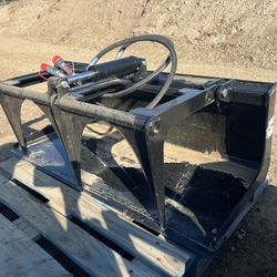 Mini Skid Steer Grapple Bucket 