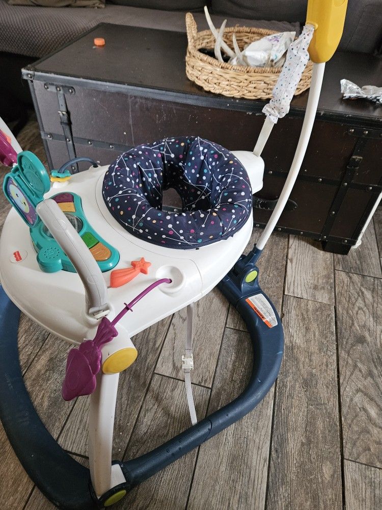 Baby Jumpero Clean Activity Center