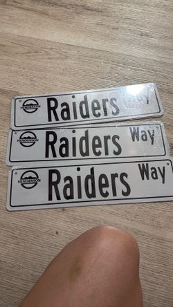 raiders signs