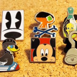 Lot Of Disney Trading Pins. Lot 109