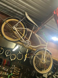 Lowrider bike