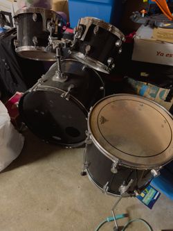 Pacific Drum Set