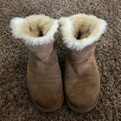 Uggs Size 6 