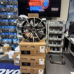4 Wheels 18" G1026 18x8 5x100/5x114.3 Black 35ET 73.1CB (10261881010011435BP)