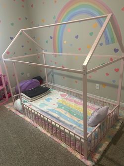 Girl/Toddler Pink Metal Bed Frame