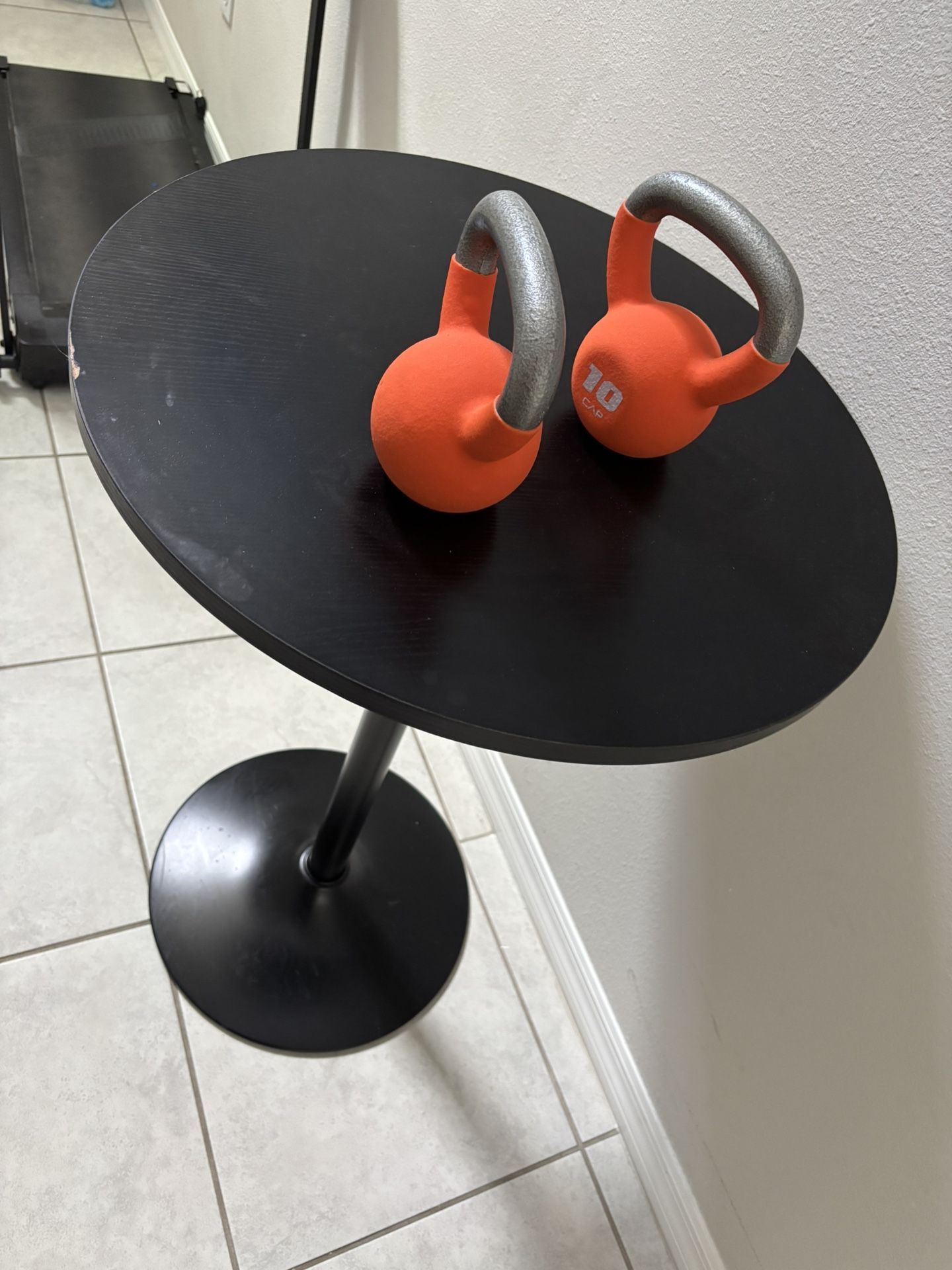 Small Round Table With Weights
