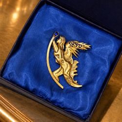 RARE Original Vintage Fine Art SALVADOR DALI Signed Brooch Gold / Sapphire ANGEL Israel Judaica 40th Anniversary Antique Artist Artisan Collectible