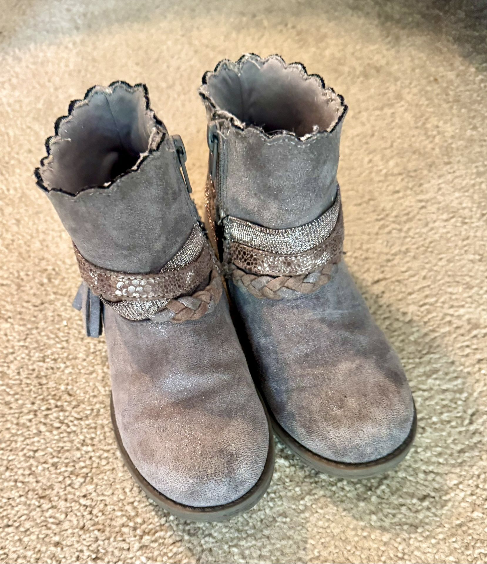 Kids Boots - Size 13