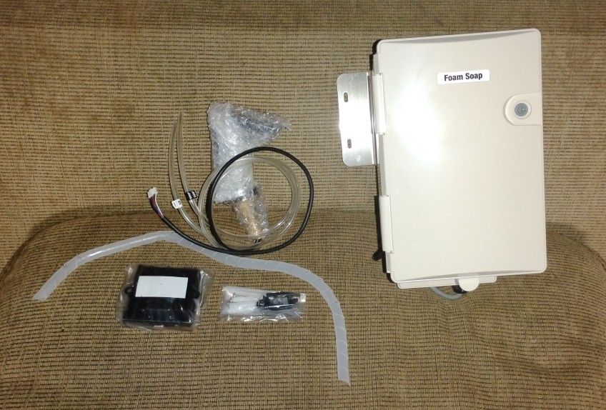 **PRICE REDUCED**NEW** Sloan ESD400 Foaming Soap Dispenser