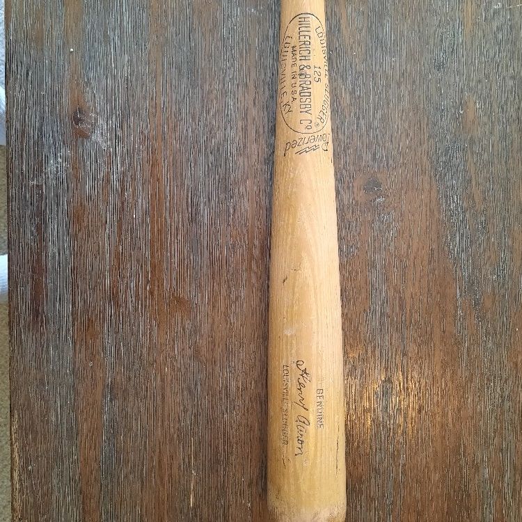 Hank Aaron Bat for Sale in Phoenix, AZ - OfferUp