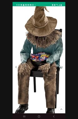 HALLOWEEN SCARECROW $200 FIRM