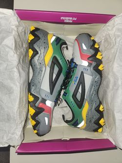 Mens Filas size 9