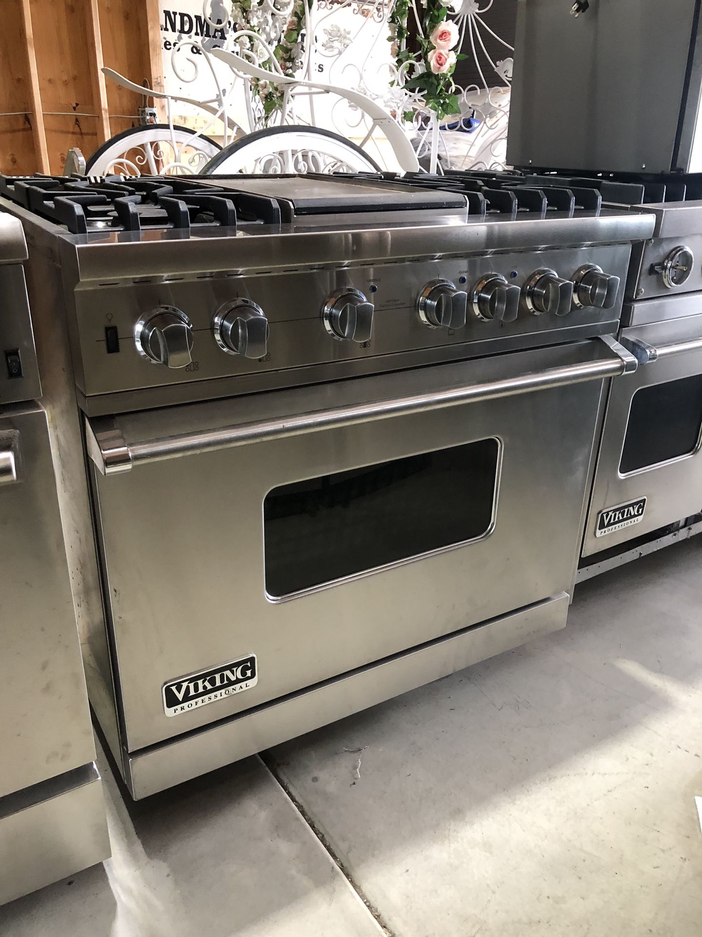 Viking 36” Stainless Steel Gas Range Stove Dual Fuel for Sale in Chula Vista, CA OfferUp