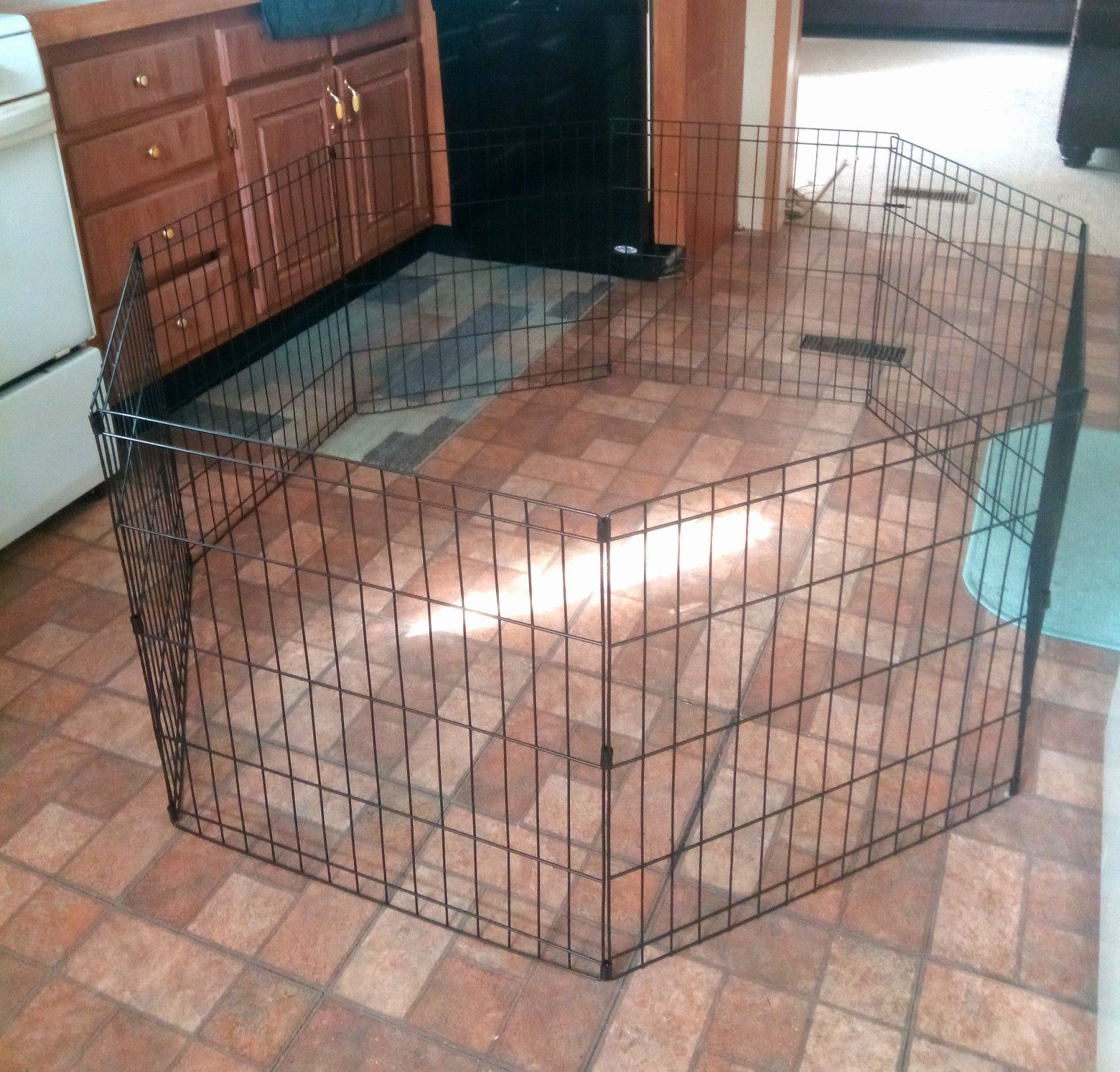 24" TALL 8 PANEL "PET TREX" DOG PLAYPEN/ PUPPY OR PET PLAYPEN