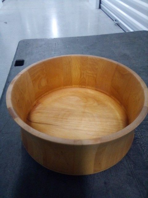 William Sonoma John McLeod Signed Woode Salad Bowl