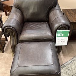 48x44 Leather Chair + Ottoman 