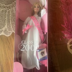 Barbie Class of 2002 Graduation Doll Special Edition. Condition is