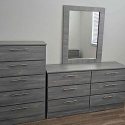 Dresser Whit Mirror And Chest - Cómoda Con Espejo Y Gavetero 