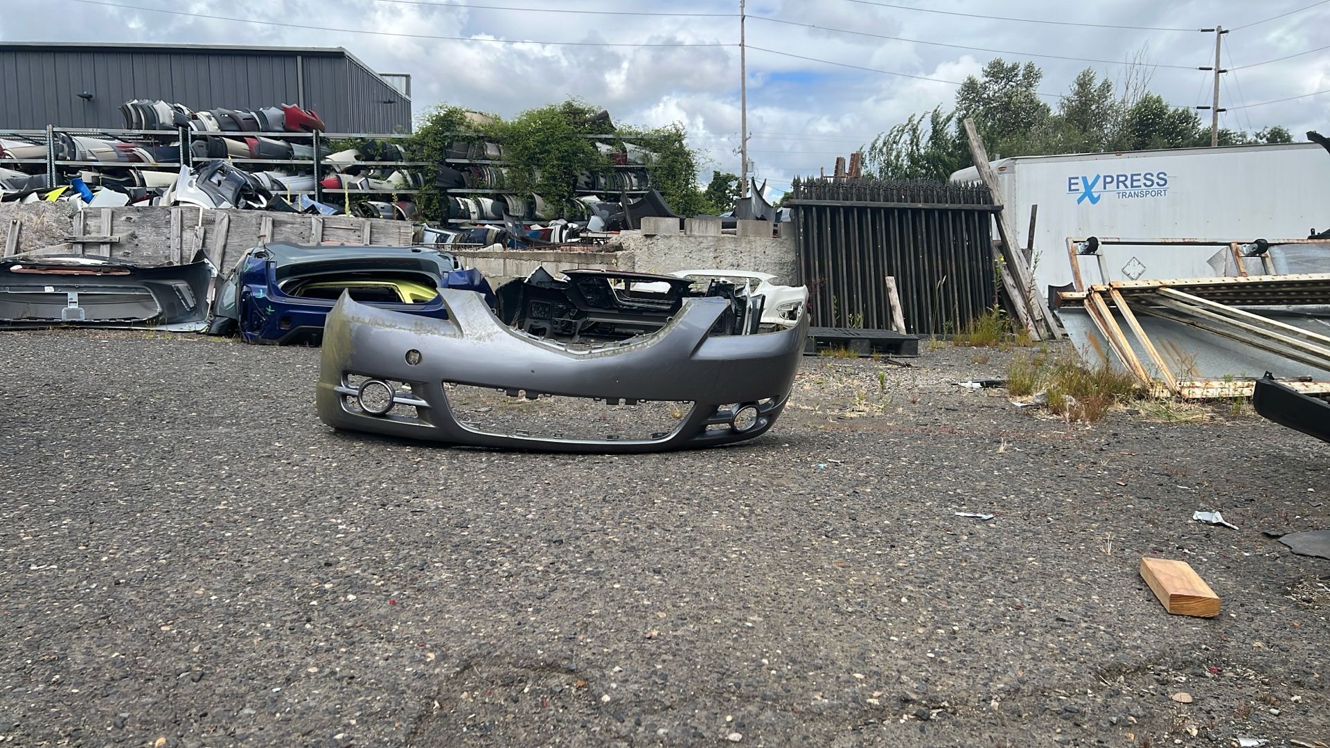 2004 To 2006 Mazda 3 Front Bumper #B586 MA1000 197