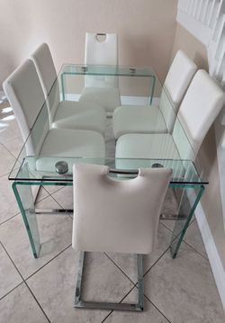 Glass Dining Table with 6 White Chairs